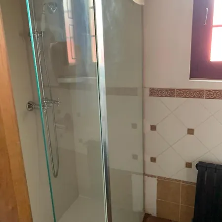 Guest house El Jardin De Angela 3*