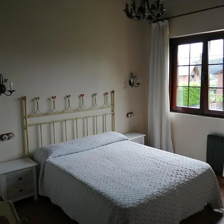 El Jardin De Angela Gæstehus Santander