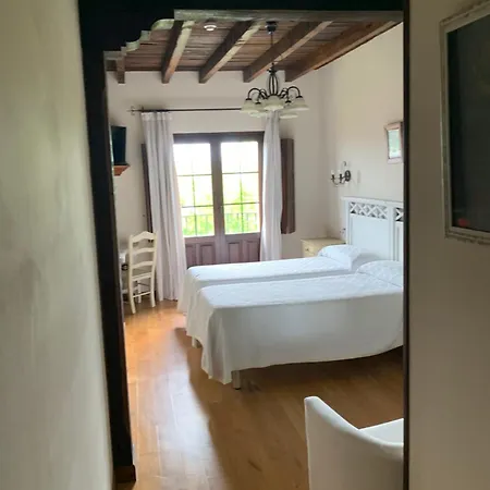 El Jardin De Angela Gæstehus Santander